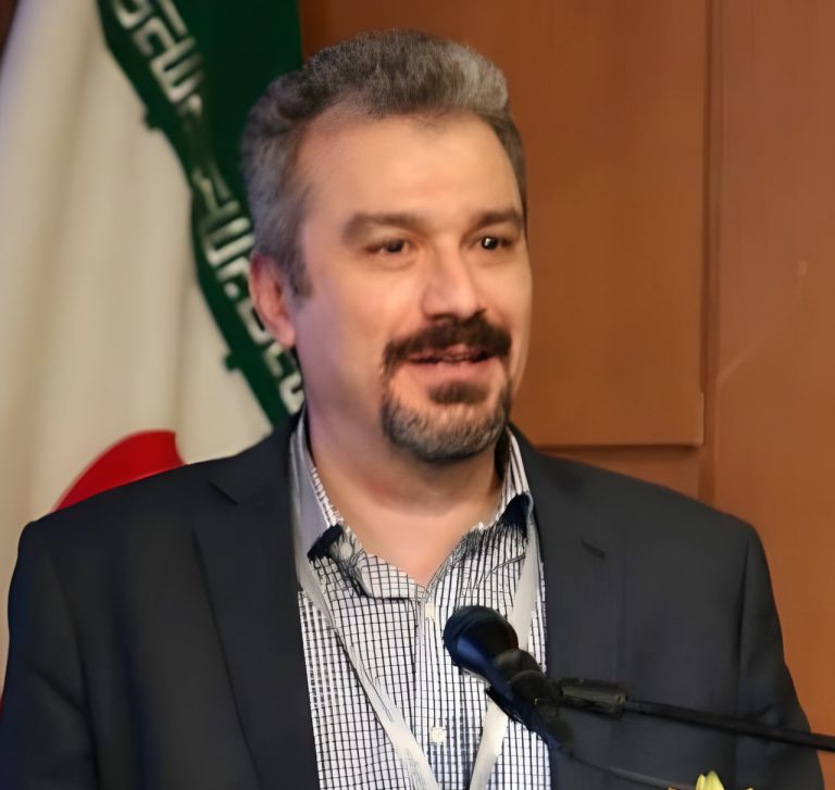 دکتر محمد مکملی
